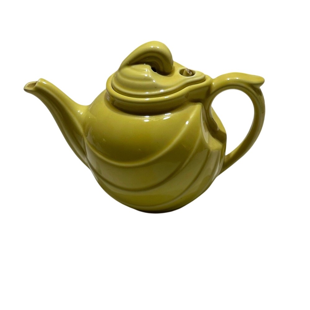 Vintage Hall China Yellow Swirl Ribbed Teapot MCM Ceramic Made in USA 6 inch